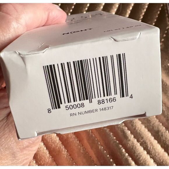 NIGHT SKINCARE - NWTIB - Don't Lag - Just Jet. Anti-Jet Lag Moisturizing Cream - Picture 9 of 11